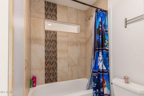 3242 Emile Zola Ave, Phoenix AZ 85032-6331 exterior