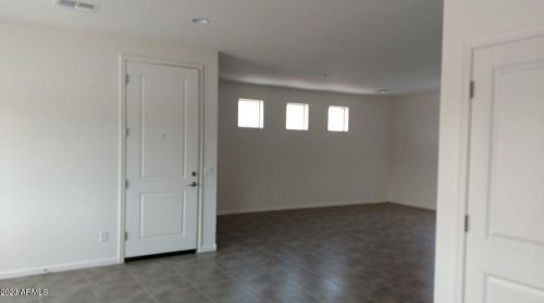 7235 17th Dr, Phoenix AZ  85041 exterior