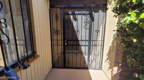 8643 Candlewood Loop, Tucson AZ 85704-0929 exterior