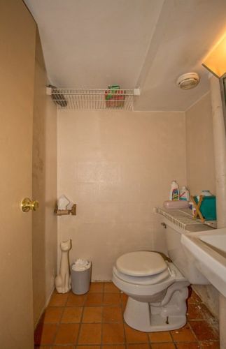 22 Loring St, Springfield MA 01105-2433 exterior