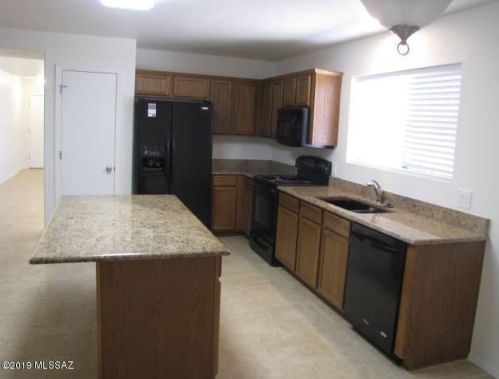 9851 Rocky Vista Dr, Tucson AZ  85748-5802 exterior