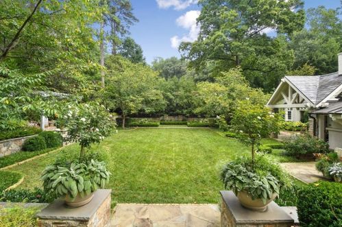 4332 Davidson Ave, Atlanta GA 30319-1152 exterior