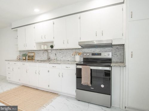 824 Chestnut St, Lancaster PA  17602-3128 exterior