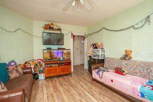 912 Orch St, Peekskill NY 10566-2728 exterior