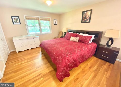 5707 Halpine Rd, Rockville MD exterior