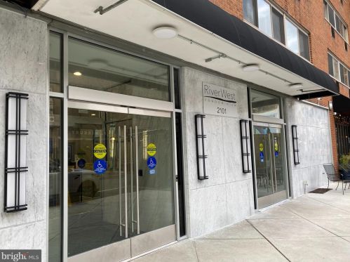 2101 Chestnut St, Philadelphia PA  19103-3197 exterior