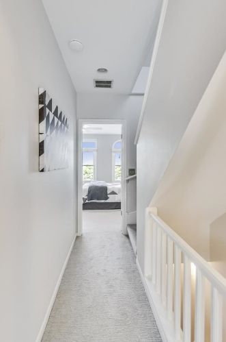 1312 Damen Ave, Chicago IL 60647-5507 exterior