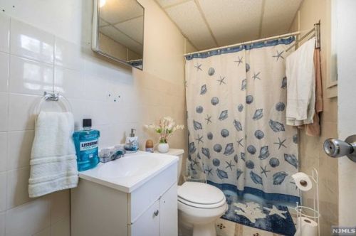 65 7th St, Paterson NJ 07506-3802 exterior