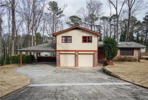 2588 Irene Cir, Duluth, GA 30096-4146