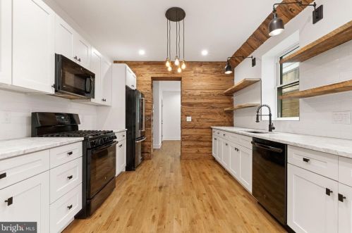 421 Mckean St, Philadelphia, PA 19148-2524