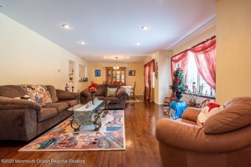 426 Frank Applegate Rd, Jackson Twp NJ 08527-2454 exterior