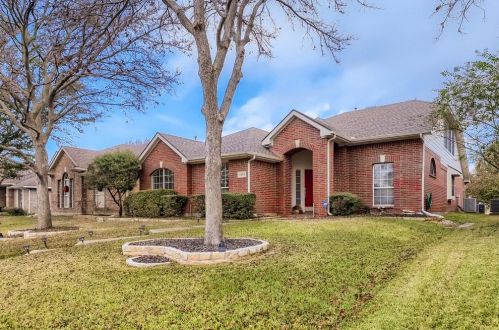 11282 Newberry Dr, Frisco TX 75035-8615 exterior