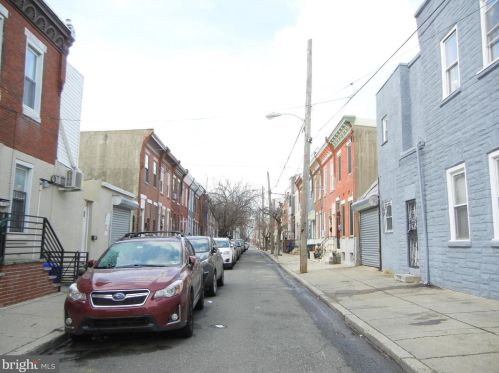 1924 4 St, Philadelphia PA 19122-2206 exterior