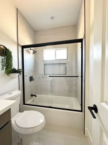 14081 Carfax Ave, Tustin CA  92780-5123 exterior