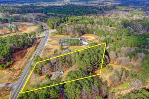 4596 Lenora Church Rd, Lithonia GA 30039-5626 exterior