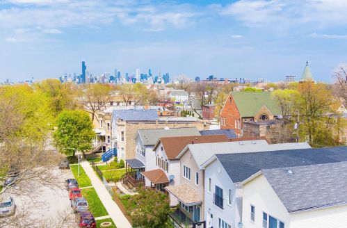 4417 Emerald Ave, Chicago, IL 60609-3449