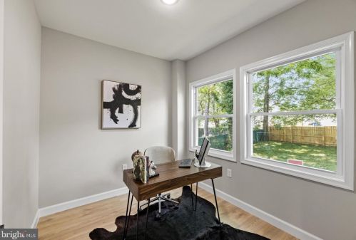 4434 Hunt Pl, Washington DC  20019-3614 exterior