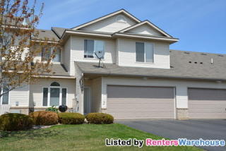 1204 Crystal Pl, Chaska MN  55318-2233 exterior