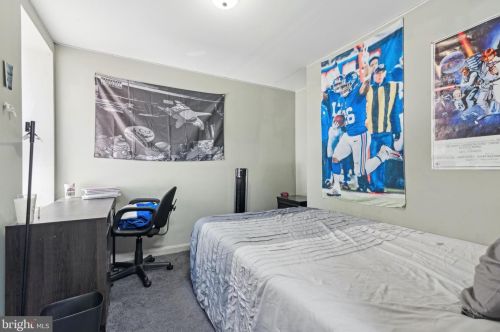 1813 Bouvier St, Philadelphia PA  19121-3305 exterior