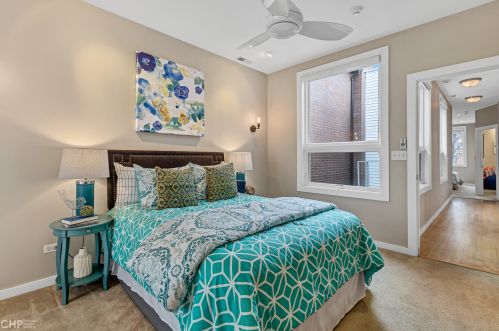 1506 Wolfram St, Chicago IL 60657-4017 exterior