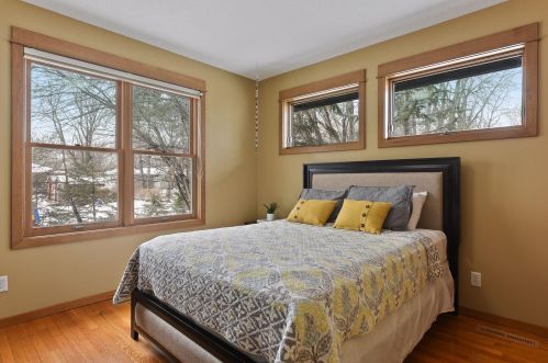 1735 Perkins Ln, Maple Plain MN 55359 exterior