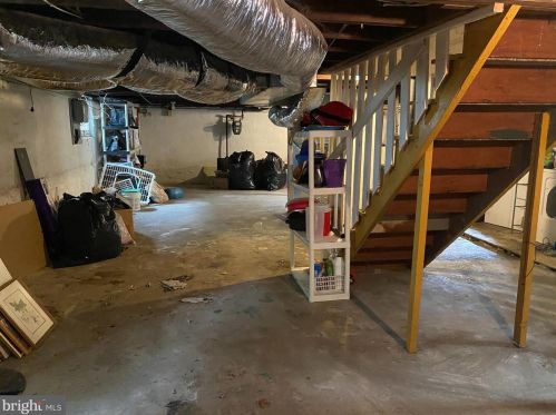 317 Oakland Ave, Camden NJ 08107-1211 exterior