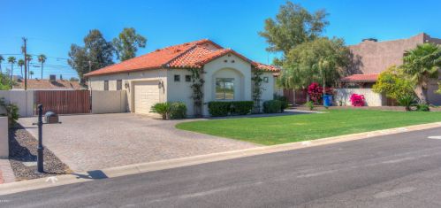 2617 Captain Dreyfus Ave, Phoenix AZ  85032-5916 exterior