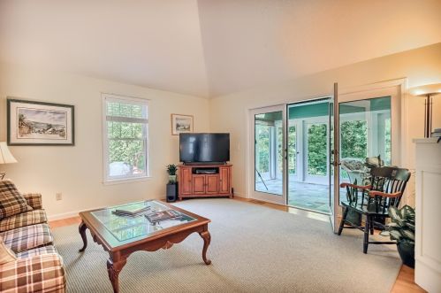 14 Foxcross Cir, Concord NH 03301-6920 exterior