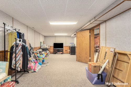 2120 Arbor Ave, Meskegon MI 49441-3604 exterior