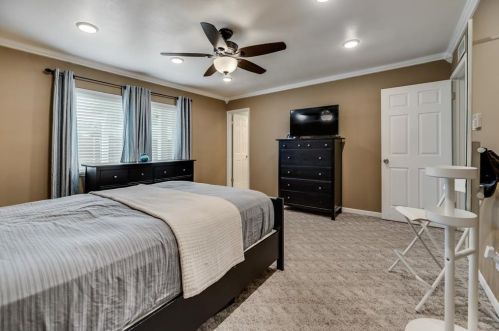 5212 Slay Dr, Frisco TX 75056-1803 exterior