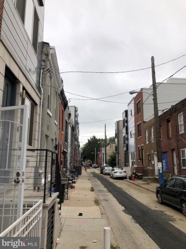 2331 Gerritt St, Philadelphia PA 19147-5821 exterior