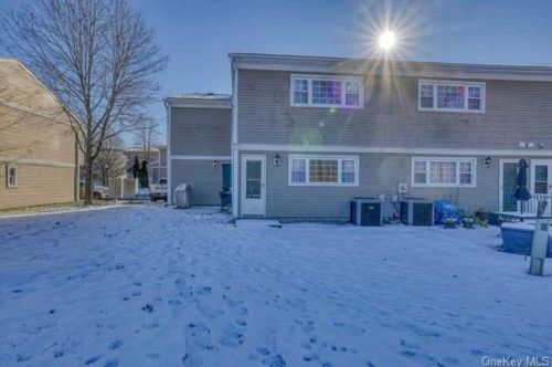 375 Salt Point Tpke, Poughkeepsie NY  12603-1055 exterior