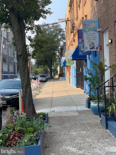 2005 Mascher St, Philadelphia PA  19122-1713 exterior