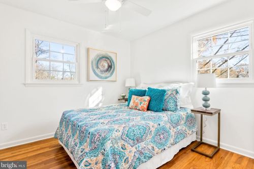 4228 Corcoran St, Alexandria VA 22309-1311 exterior