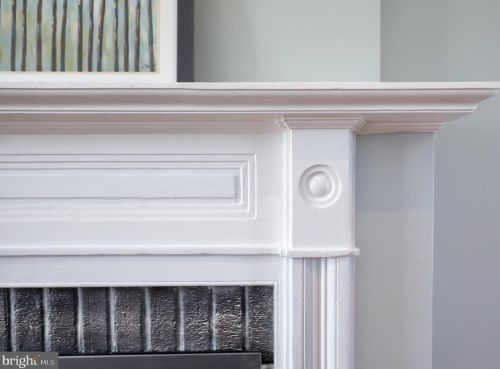 1297 Wheatland Ave, Lancaster PA 17603-4520 exterior