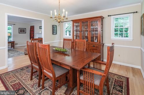 197 Brookstone Dr, Princeton NJ 08540-2403 exterior