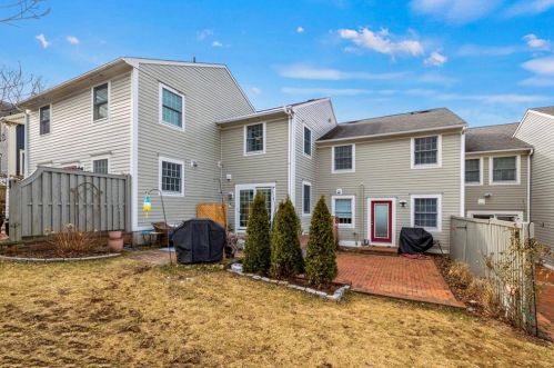 15 Olney St, Providence RI  02919-5142 exterior