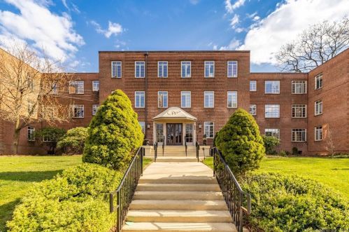 869 Farmington Ave, Hartford CT 06119-1447 exterior