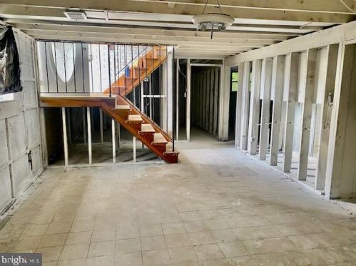 1014 Lilac Ln, Glen Burnie MD 21061-2180 exterior