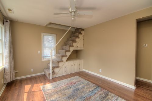 5119 Wonder Wood Dr, Bull Valley IL 60097-8133 exterior