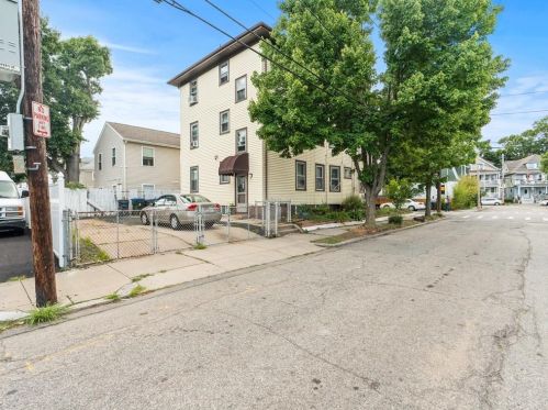 46 Spicer St, Providence RI 02904-4461 exterior