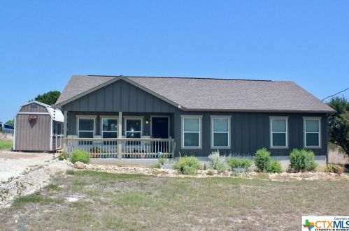 113 Remington Rd, Spring Branch, TX 78070-4232