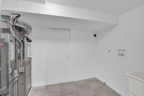 8500 Calumet Ave, Chicago IL 60619-6026 exterior