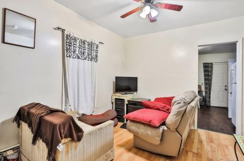 190 Winnikee Ave, Poughkeepsie NY 12601-2731 exterior