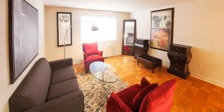 601 Four Mile Rd, Alexandria VA  22305-1570 exterior