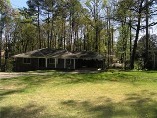 2426 Sherbrooke Ct, Atlanta, GA 30345-1930