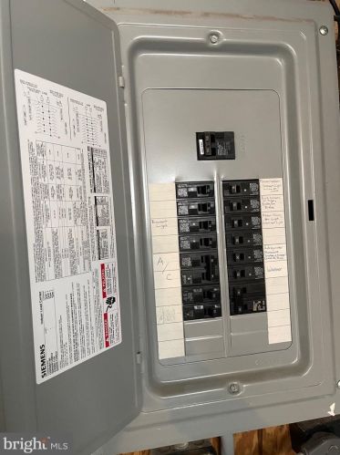 7807 Horrocks St, Philadelphia PA 19149-3315 exterior