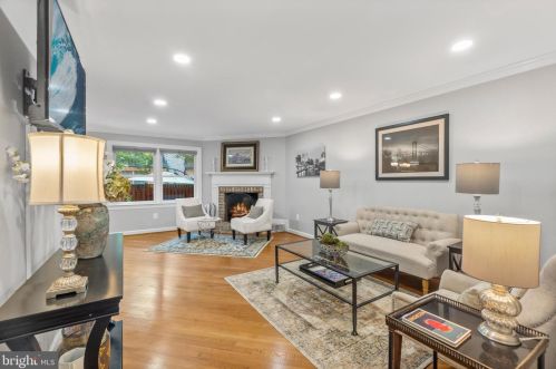 5205 Cottingham Pl, Alexandria VA  22304-3535 exterior