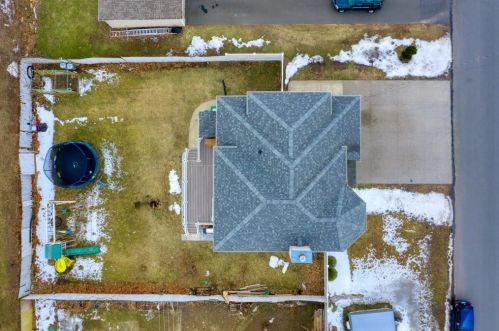 51 Clarendon Ave, Chicopee MA 01013-1839 exterior