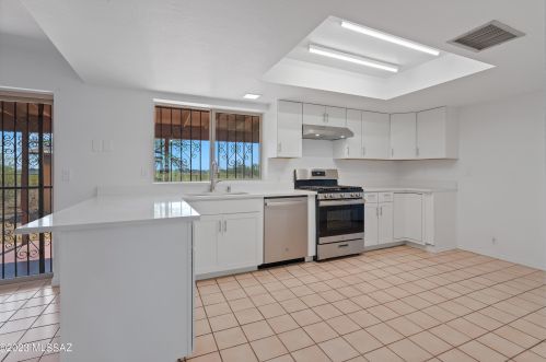 6320 Oriole Cir, Tucson AZ 85746 exterior